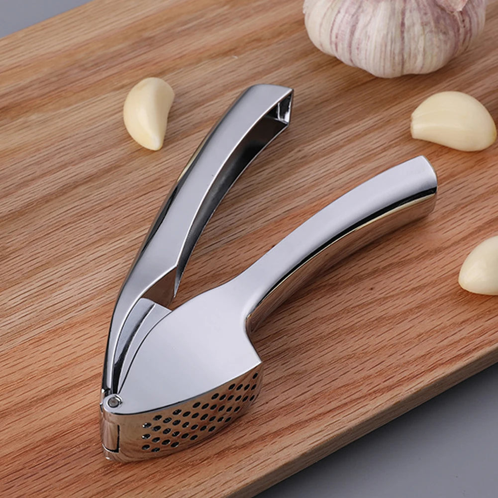 Garlic Crusher Super Easy To Use Garlic Mincer Tool Crush Garlic Effortlessly Garlic Presser with Easy-Squeeze Ergonomic Handle